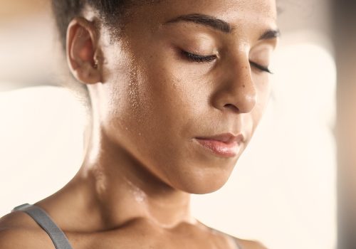 woman-tired-face-and-sweating-in-gym-workout-tra-2025-04-06-07-42-47-utc-web2